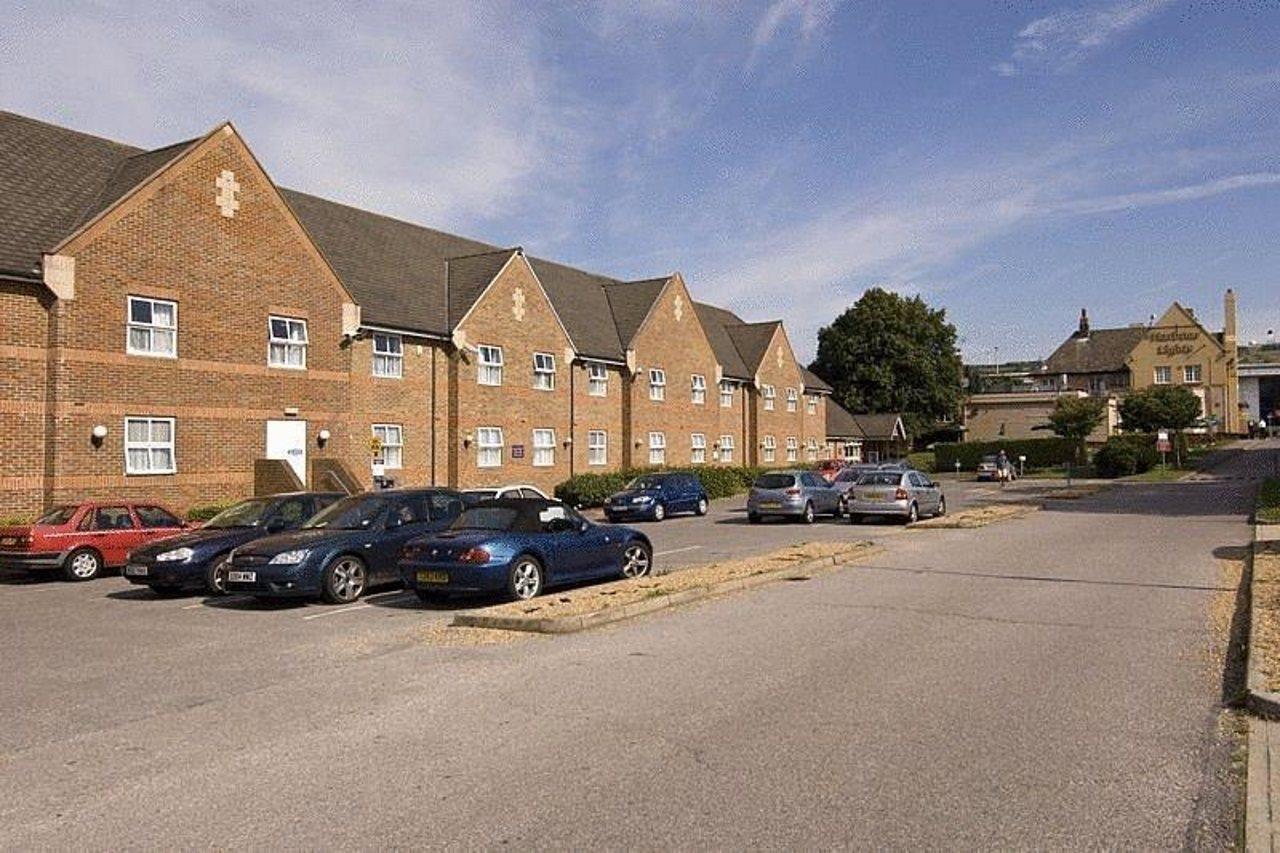 Premier Inn Portsmouth North Harbour 外观 照片