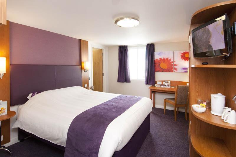 Premier Inn Portsmouth North Harbour 外观 照片