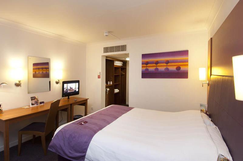 Premier Inn Portsmouth North Harbour 外观 照片