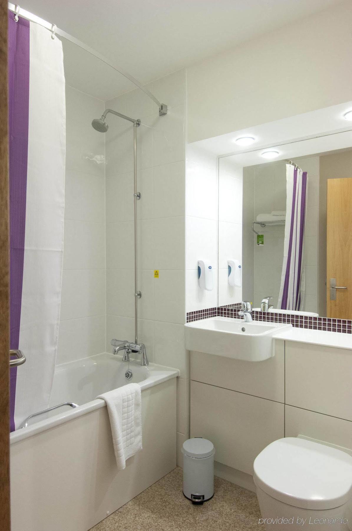 Premier Inn Portsmouth North Harbour 外观 照片